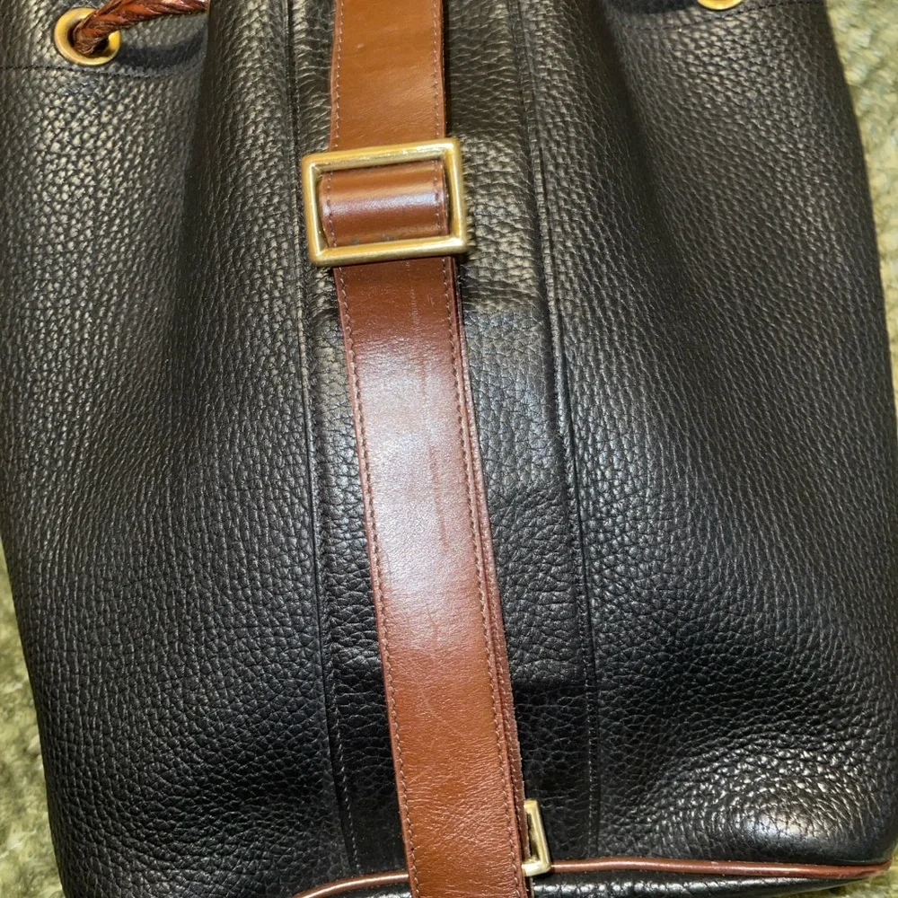 Dooney and Bourke B762 Vintage Sling